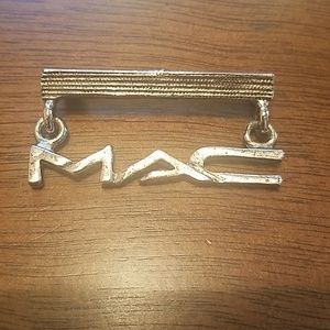 MAC Employee Pin